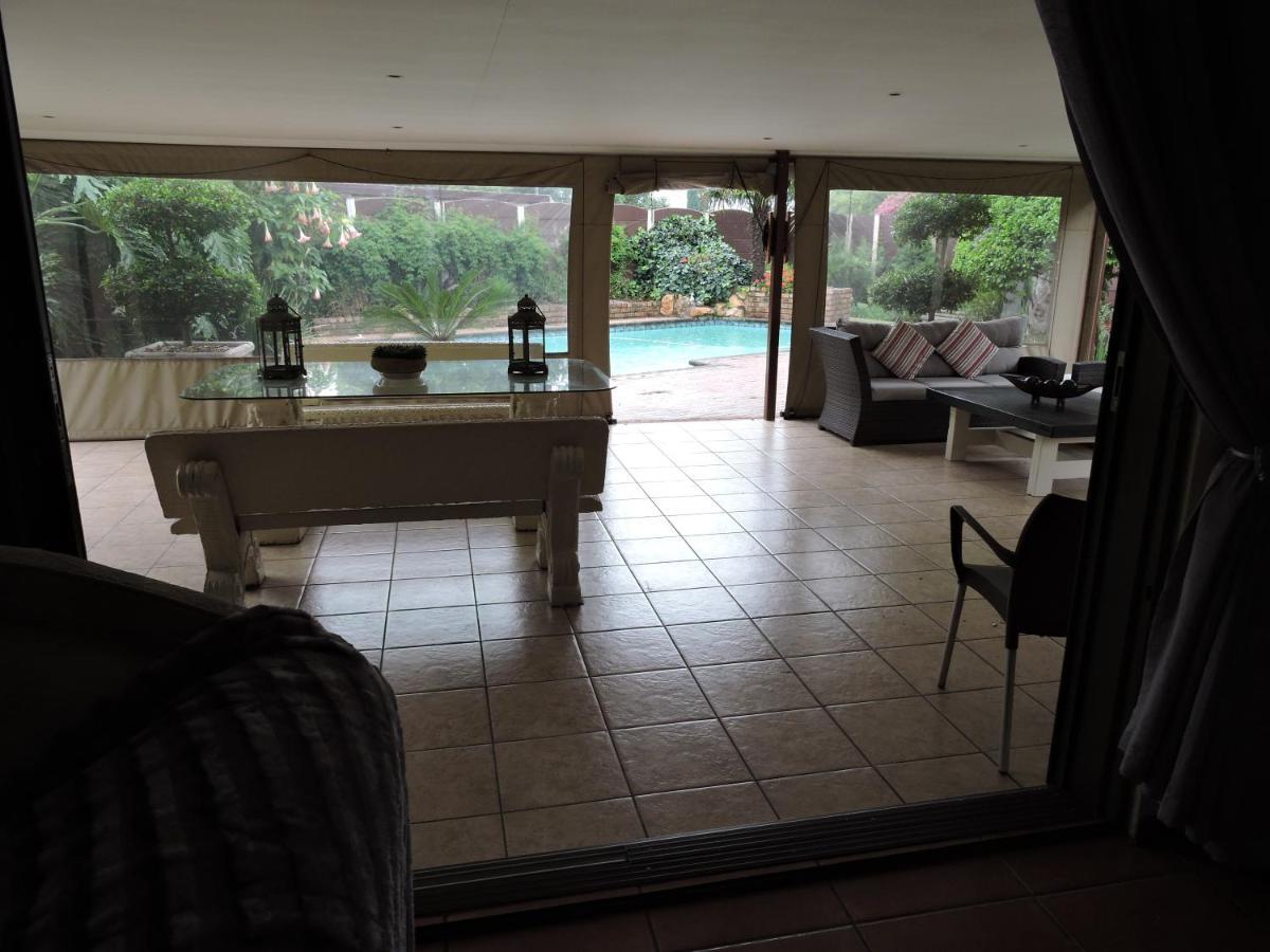 The Pheasant Apartment Boksburg Exterior foto