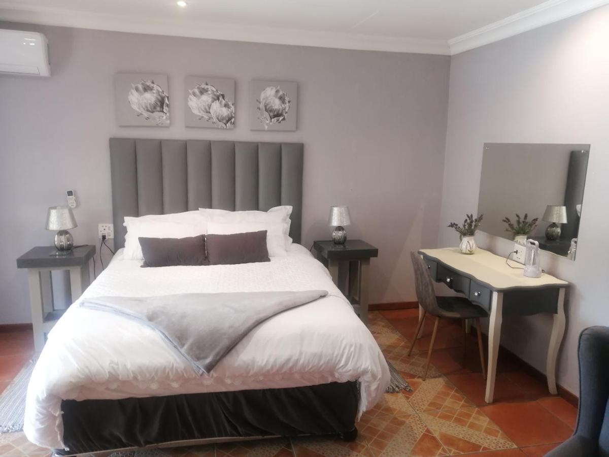 The Pheasant Apartment Boksburg Exterior foto
